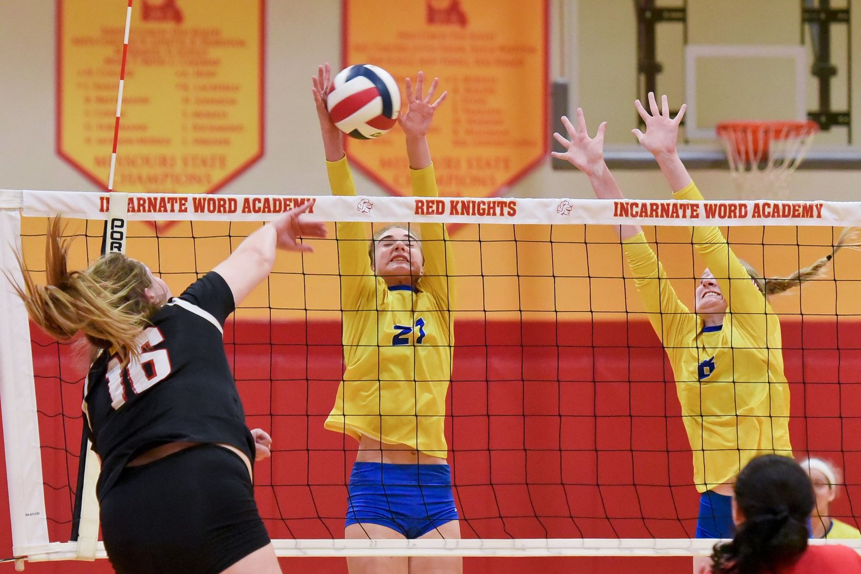 Borgia at Incarnate Word girls volleyball